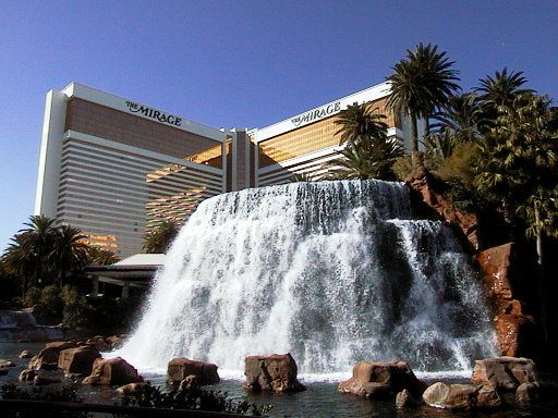 Top 10 Fun Things To Do in Las Vegas during a Weekend Getaway | Love to
